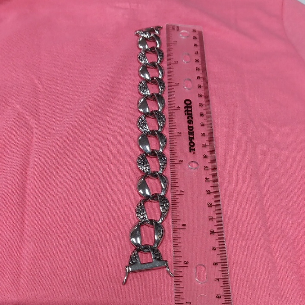 Elegant Silver Bracelet